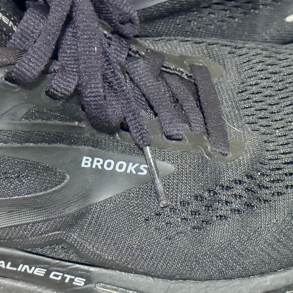 Brooks Men's Black Adrenaline GTS Athletic Shoes - Picture 4 of 6
